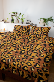 Custom leopard blanket design